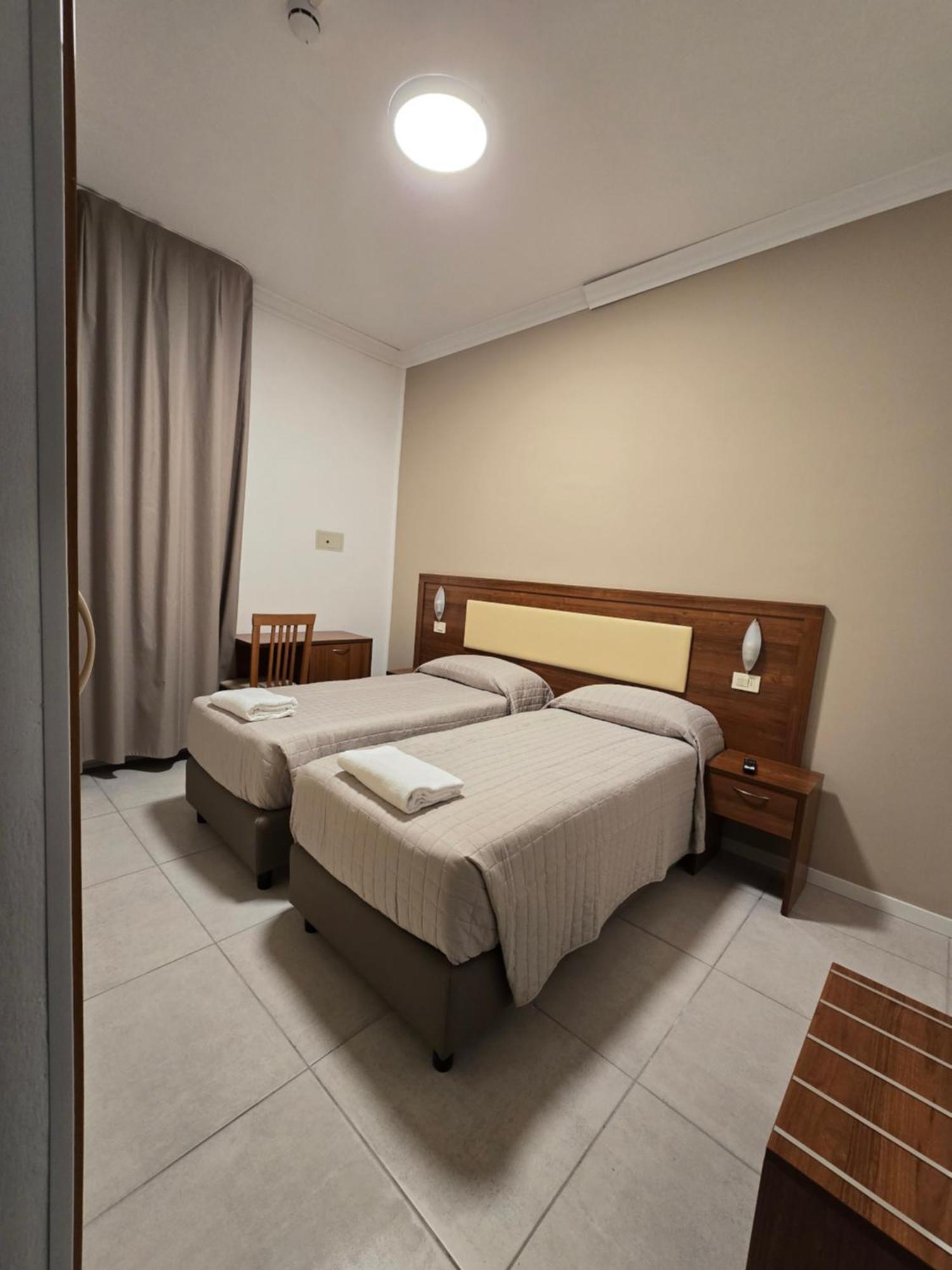 Hotel Helios Beach Milano Marittima Luaran gambar