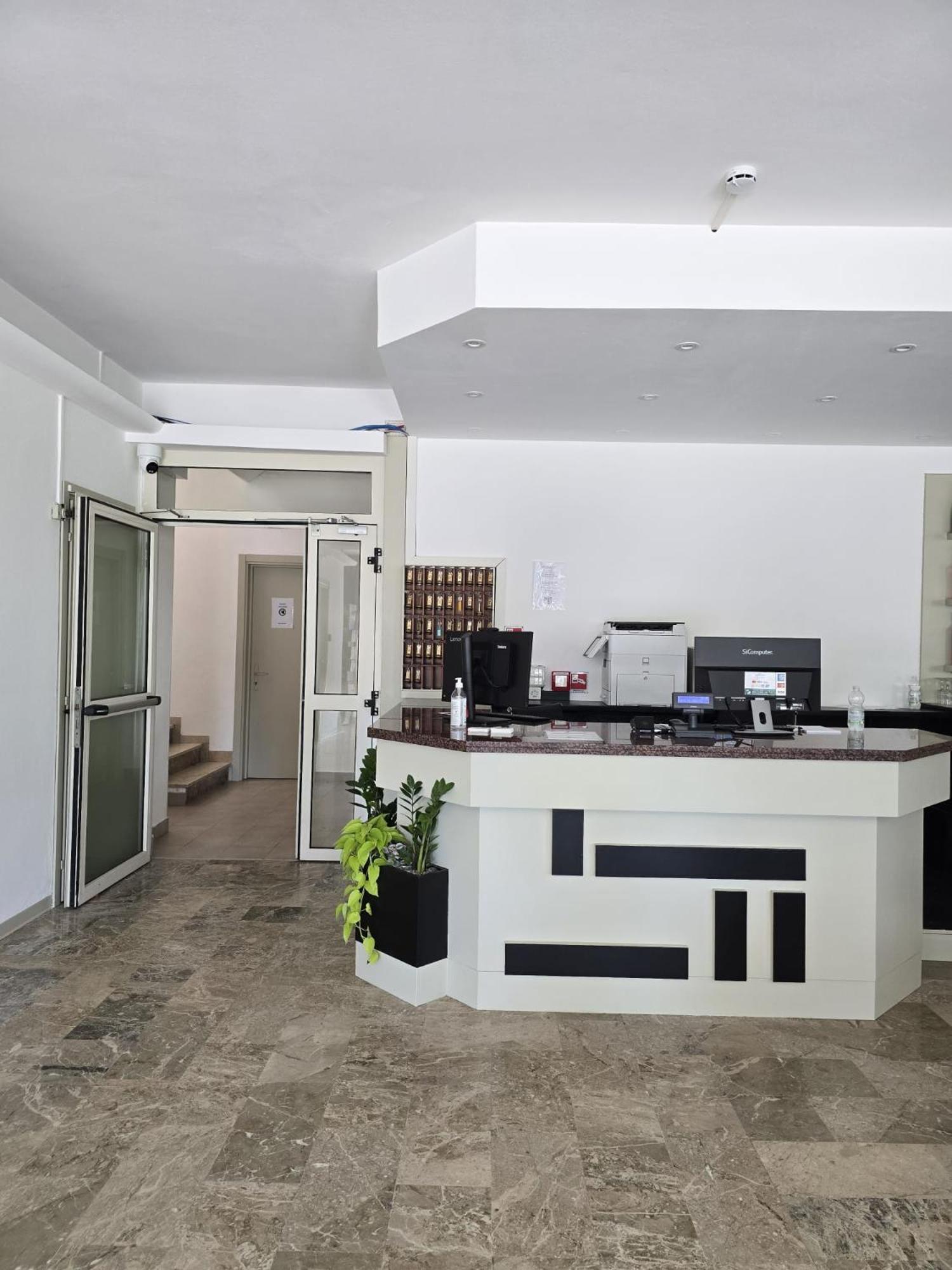 Hotel Helios Beach Milano Marittima Luaran gambar